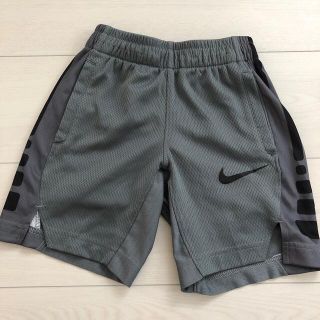 ナイキ(NIKE)のナイキ  キッズ　ハーフパンツ　110(パンツ/スパッツ)