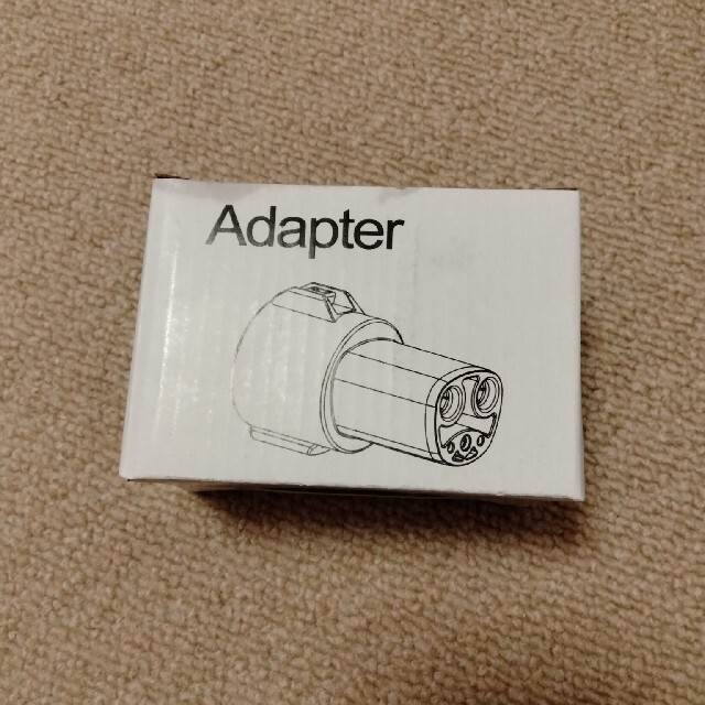 iPad(アイパッド)のJ1772 to テスラ Charg Adapter　普通充電アダプター エンタメ/ホビーの雑誌(車/バイク)の商品写真