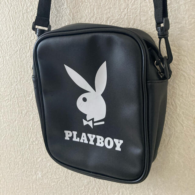 PLAYBOY(プレイボーイ)のプレイボーイ　ショルダー　 レディースのバッグ(ショルダーバッグ)の商品写真