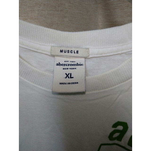 Abercrombie&Fitch(アバクロンビーアンドフィッチ)のアバクロボーイズ  TシャツXLサイズ(M相当) メンズのトップス(Tシャツ/カットソー(半袖/袖なし))の商品写真