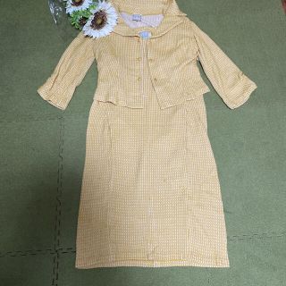 シビラ(Sybilla)の１日限定価格！春夏に！美品！シビラ☆幸せの黄色いツーピース(スーツ)