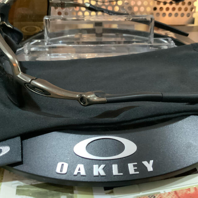 Oakley(オークリー)のオークリー　BADMAN Pewter/タングステンイリジウム（偏光） メンズのファッション小物(サングラス/メガネ)の商品写真