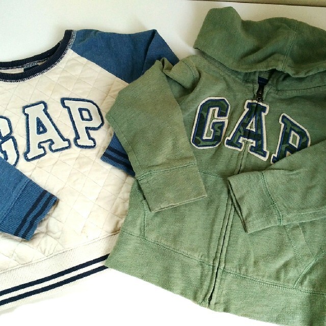 babyGAP(ベビーギャップ)のウッディー  様専用   ２点セット ブルーなし キッズ/ベビー/マタニティのキッズ服男の子用(90cm~)(ジャケット/上着)の商品写真