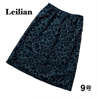 レリアン(leilian)の【美品】レリアン Leilian スカート チュール 花柄 総柄 黒 ブラック(ひざ丈スカート)