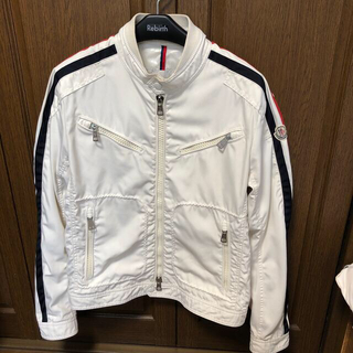 モンクレール(MONCLER)のモンクレール ブルゾン ジャケット White(ブルゾン)