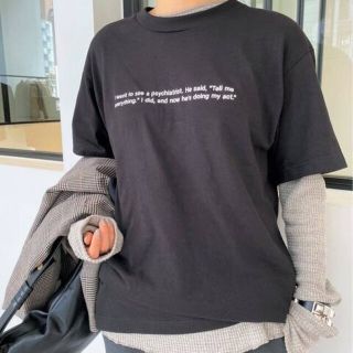 アパルトモンドゥーズィエムクラス(L'Appartement DEUXIEME CLASSE)の【PLEASURES/プレジャー】LOGO TEE(Tシャツ/カットソー(半袖/袖なし))