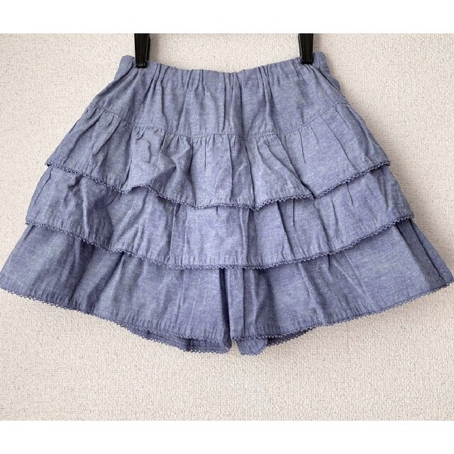 BeBe(ベベ)の美品！BUZZ FUZZ by BEBE レース付スカートパンツ 150 キッズ/ベビー/マタニティのキッズ服女の子用(90cm~)(スカート)の商品写真