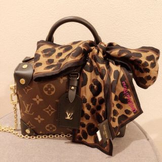 ルイヴィトン(LOUIS VUITTON)のLOUIS VUTTON ツイリー(ストール/パシュミナ)