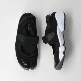 ナイキ(NIKE)の ＜ＮＩＫＥ（ナイキ）＞ＷＯＭＥＮＳ　ＡＩＲ　ＲＩＦＴ　エアリフト(スニーカー)