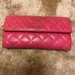 シャネル(CHANEL)の可愛いピンク色　長財布♡(長財布)