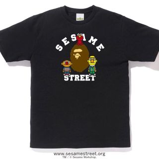 アベイシングエイプ(A BATHING APE)の激レア2XL新品！【BAPE X SESAME STREET カレッジ猿Tシャツ(Tシャツ/カットソー(半袖/袖なし))