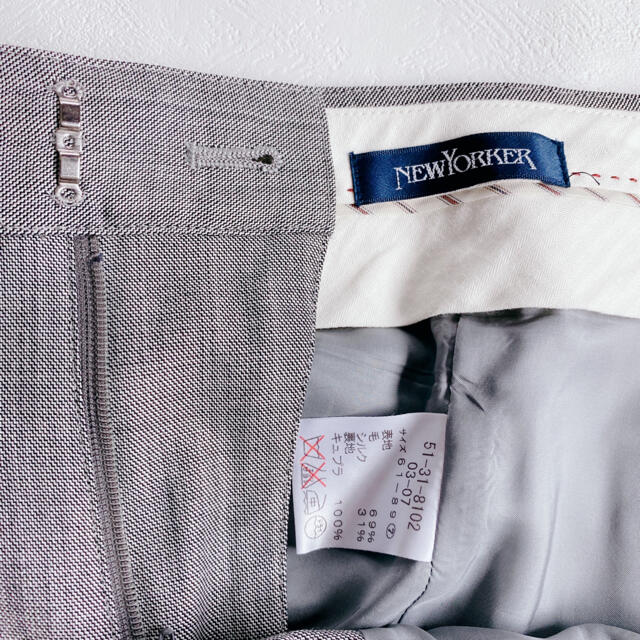 美品》NEWYORKR ニューヨーカー シルク混パンツスーツ - スーツ