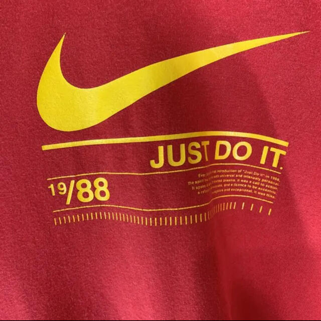 NIKE(ナイキ)の《ビッグロゴ》激レア NIKE ナイキ スウッシュロゴ Tシャツ 古着 メンズのトップス(Tシャツ/カットソー(半袖/袖なし))の商品写真