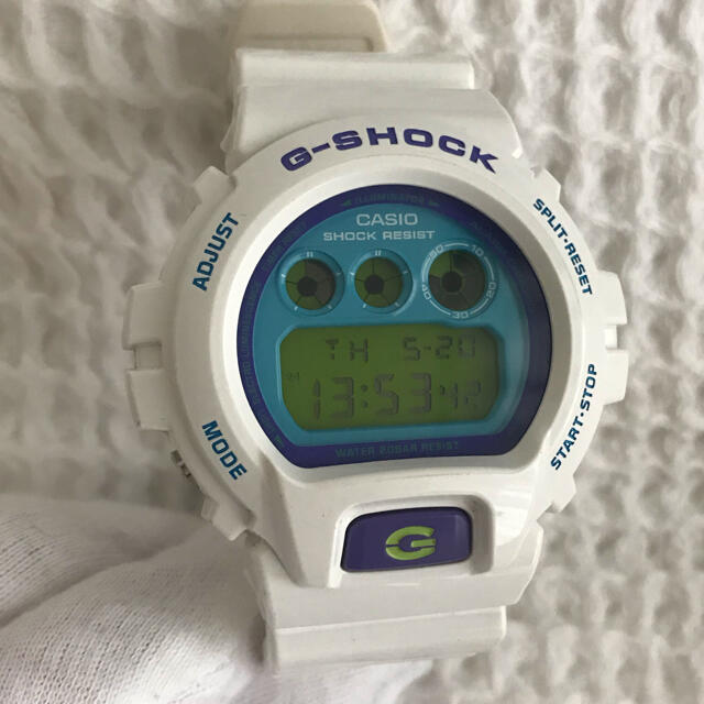 G-SHOCK(ジーショック)のCASIO G-SHOCK DW-6900CS クレイジーカラーズ カシオ  メンズの時計(腕時計(デジタル))の商品写真