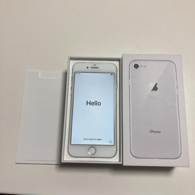 iPhone 8 Silver 64 GB SIMフリー⭐️品　最終値下げスマートフォン/携帯電話