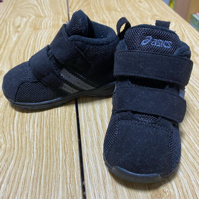 asics(アシックス)のうみ様専用 asics アシックス スニーカー ベビー 美品 キッズ/ベビー/マタニティのベビー靴/シューズ(~14cm)(スニーカー)の商品写真