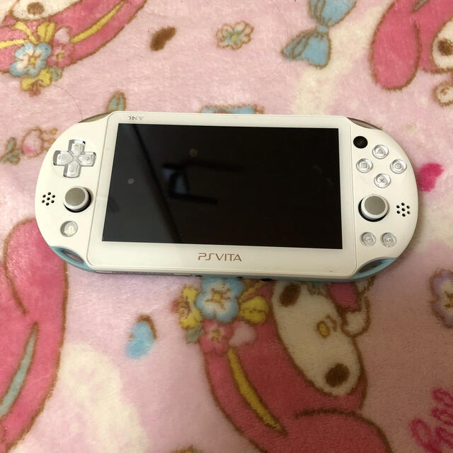 PSVITA携帯用ゲーム機本体