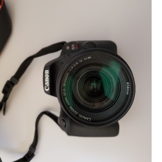 Canon(キヤノン)のCanon　キャノン　EOS　Kiss x9 一眼レフ　カメラ スマホ/家電/カメラのカメラ(デジタル一眼)の商品写真
