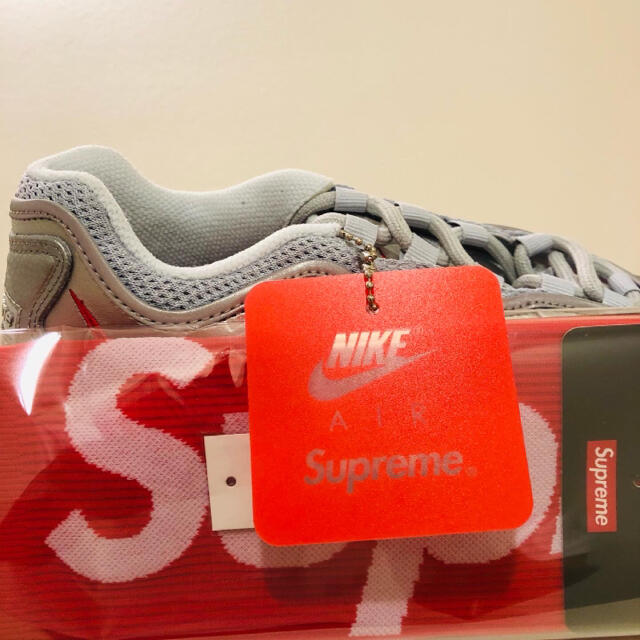 Supreme NIKE air max 96 及び Crew Socks