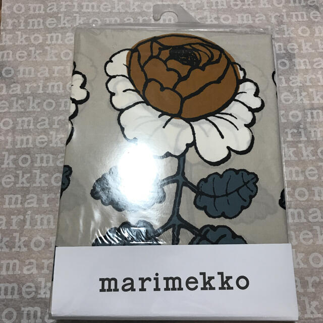 marimekko(マリメッコ)の新品！　マリメッコ　マーライスルース　布団カバーと枕カバーセット インテリア/住まい/日用品の寝具(シーツ/カバー)の商品写真