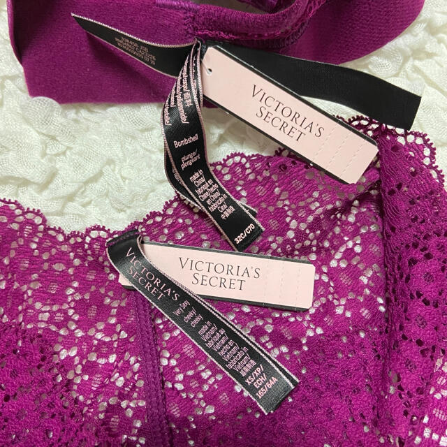 Victoria's Secret(ヴィクトリアズシークレット)の新品未使用 Victoria's Secret ブラ&ショーツ レディースの下着/アンダーウェア(ブラ&ショーツセット)の商品写真