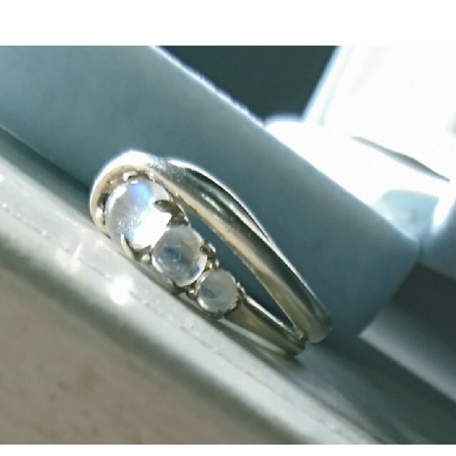4℃(ヨンドシー)の4℃ ムーンストーン シルバーリング  デザインリング 7号　 レディースのアクセサリー(リング(指輪))の商品写真