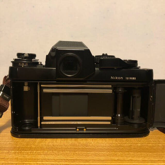 Nikon(ニコン)のNikon F3 + レンズ3本 スピードライト フィルター カメラバッグ等付き スマホ/家電/カメラのカメラ(フィルムカメラ)の商品写真