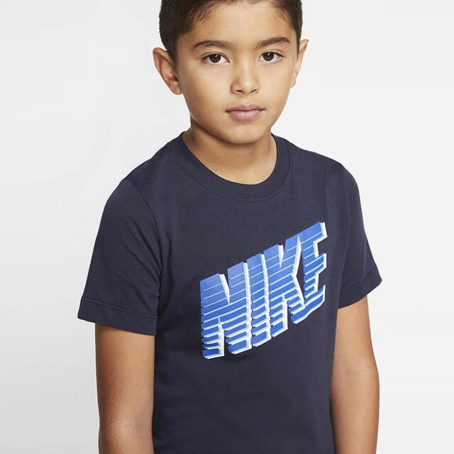 NIKE(ナイキ)の【新品・未使用】Nike Tシャツ 150cm キッズ/ベビー/マタニティのキッズ服男の子用(90cm~)(Tシャツ/カットソー)の商品写真