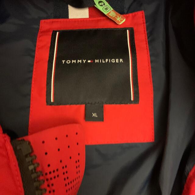 TOMMY HILFIGER(トミーヒルフィガー)のTommy Hilfiger ダウンジャケットXL 赤 メンズのジャケット/アウター(ダウンジャケット)の商品写真