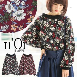 ノワール(NOIR)のn'OrLABEL花柄プリントリブトップス　ブラック(シャツ/ブラウス(長袖/七分))