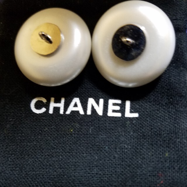 CHANEL(シャネル)のCHANELボタン　大粒♡ ハンドメイドの素材/材料(各種パーツ)の商品写真