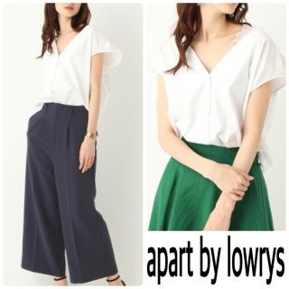 アパートバイローリーズ(apart by lowrys)のapart by lowrys ♥ Vネック オフショルVシャツ ブラウス(シャツ/ブラウス(半袖/袖なし))