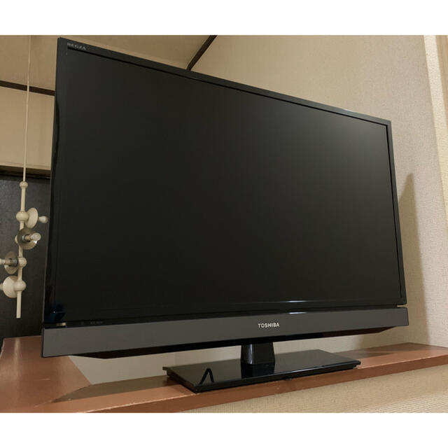 送料込 TOSHIBA レグザ 32型フルハイビジョン液晶テレビ