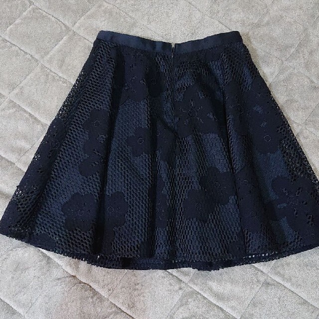 Rirandture(リランドチュール)のリランドチュール 花柄 スカート レディースのスカート(ひざ丈スカート)の商品写真