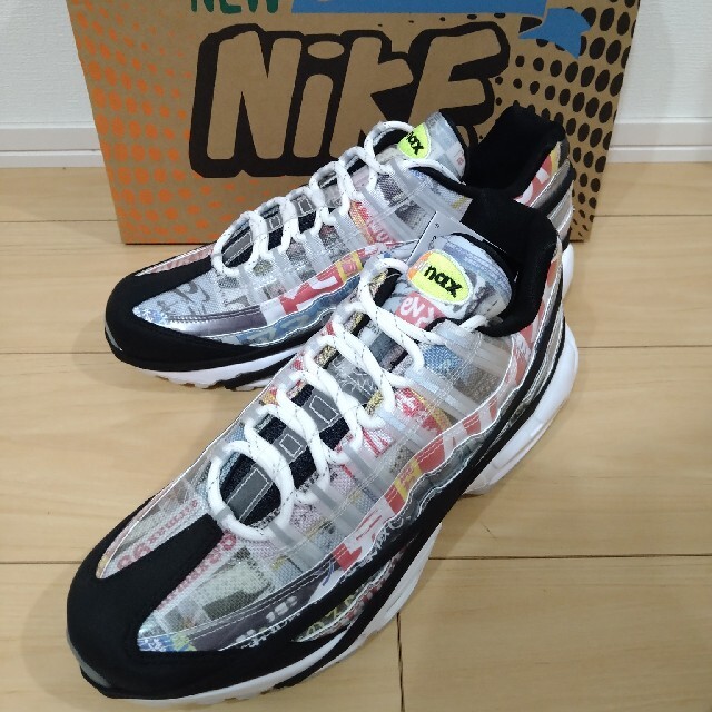 NIKE(ナイキ)の☆かわゆ☆さま専新品 ナイキ nike エアマックス95 airmax95 se メンズの靴/シューズ(スニーカー)の商品写真