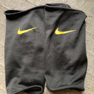 ナイキ(NIKE)のNIKE すねあて　シンガード止め(サッカー)