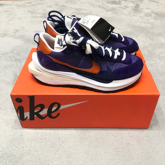 NIKE(ナイキ)の【わんさん専用】nike sacai vaporwaffle26.5cm メンズの靴/シューズ(スニーカー)の商品写真