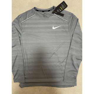 ナイキ(NIKE)のNIKE 長袖シャツ　トレーニングシャツ(Tシャツ/カットソー(七分/長袖))