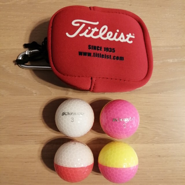 Titleist(タイトリスト)のタイトリスト ボール入れ & キャスコカラーボール4個セット スポーツ/アウトドアのゴルフ(その他)の商品写真