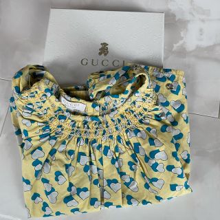 グッチ(Gucci)の正規　baby GUCCI イエローハート　半袖トップス　女の子(Tシャツ/カットソー)