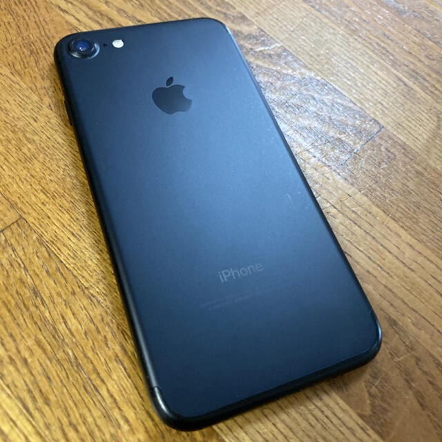 iPhone 7 Black 128 GB SIMフリー(Softbank解除)スマートフォン/携帯