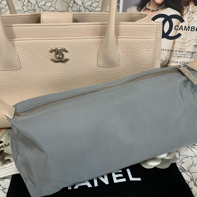 CHANEL(シャネル)のleadingさま専用 レディースのバッグ(トートバッグ)の商品写真