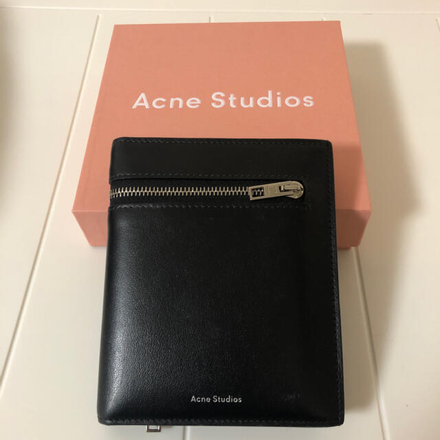 Acne アクネ 財布