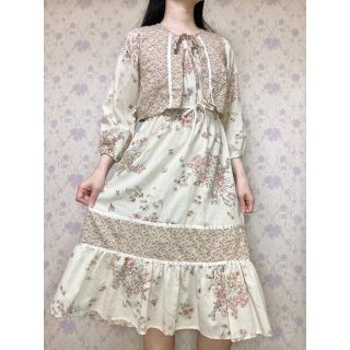 ガニーサックス(GUNNE SAX)のカントリー調の70年代ベスト&ワンピースセット💐(ロングワンピース/マキシワンピース)