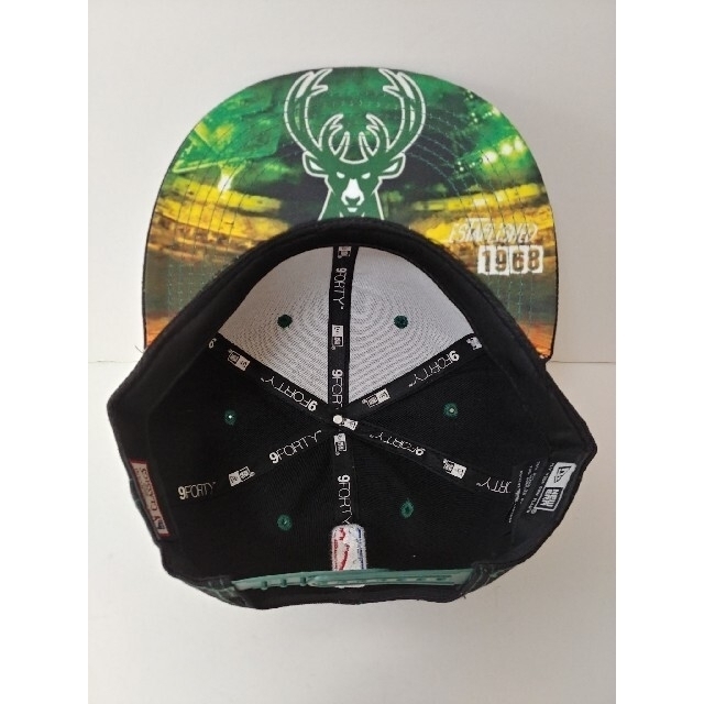 NEW ERA(ニューエラー)の新品 未使用品 NEW ERA製 キャップ NBA ミルウォーキー バックス レディースの帽子(キャップ)の商品写真