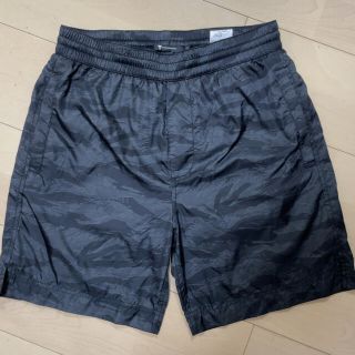 アレキサンダーワン(Alexander Wang)のCAMO PRINTED SWIM SHORTS(ショートパンツ)