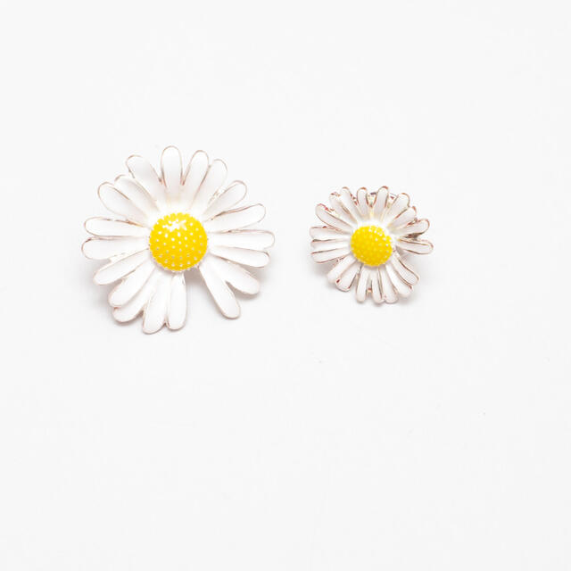 PEACEMINUSONE(ピースマイナスワン)のpeaceminusone DAISY PIN SET  メンズのファッション小物(その他)の商品写真