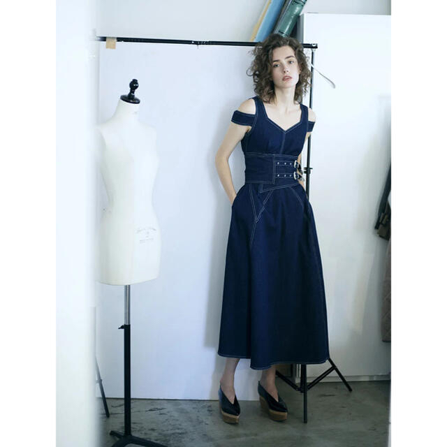 Ameri VINTAGE(アメリヴィンテージ)の石川恋着用♡WIDE BELT DOCKING DRESS レディースのワンピース(ロングワンピース/マキシワンピース)の商品写真