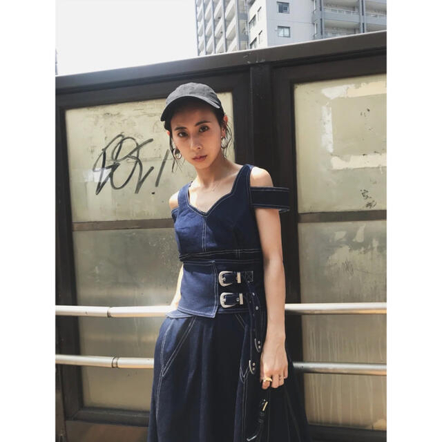 Ameri VINTAGE(アメリヴィンテージ)の石川恋着用♡WIDE BELT DOCKING DRESS レディースのワンピース(ロングワンピース/マキシワンピース)の商品写真