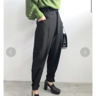 アメリヴィンテージ(Ameri VINTAGE)の最終値下げです ameri  egg knot pants sサイズ　アメリ(クロップドパンツ)